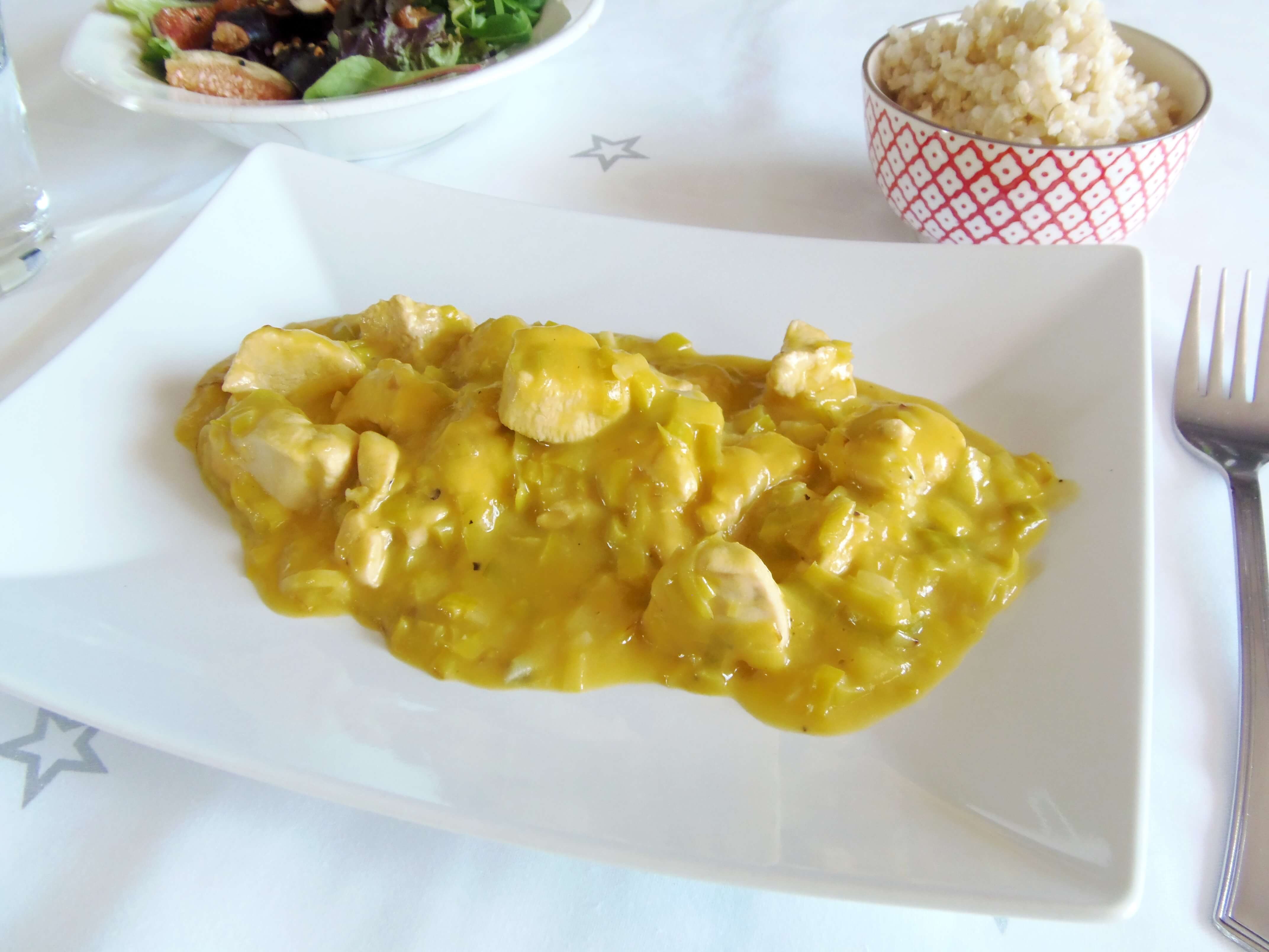 Pollo con salsa de mango y coco