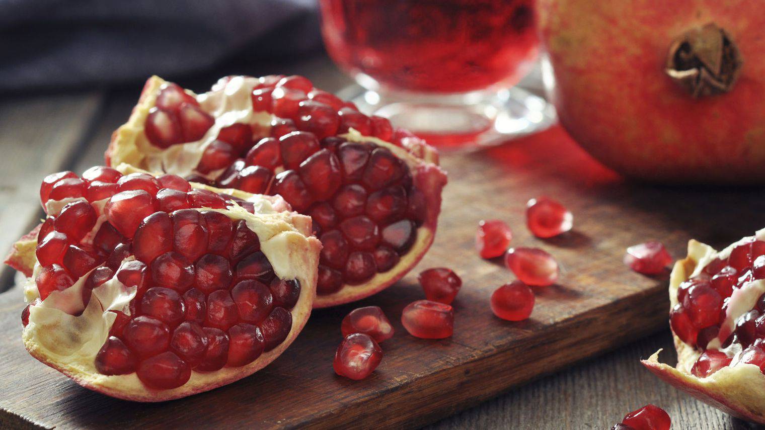 La granada propiedades y valor nutricional Natural Castello Since 1907