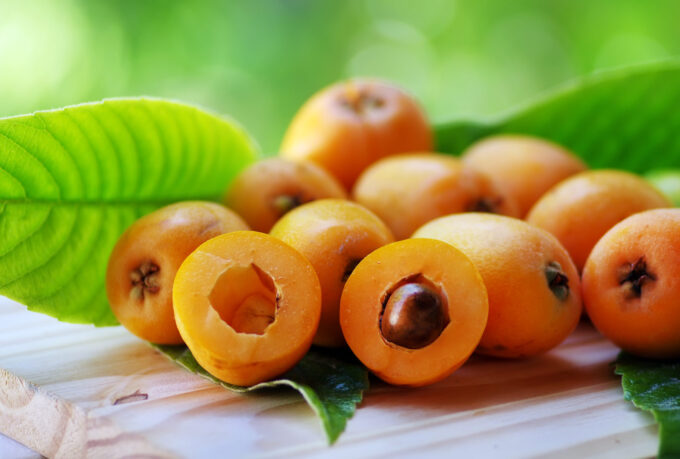 nisperos-abiertos-1920x1231-2